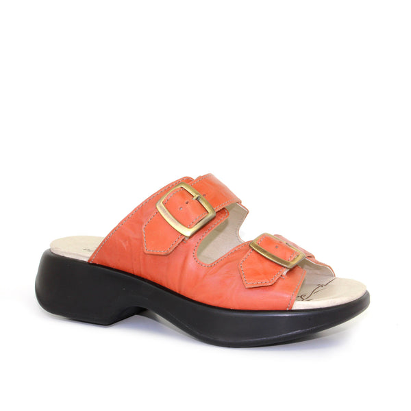 dromedaris Debbie Adjustable Two Strap Sandal