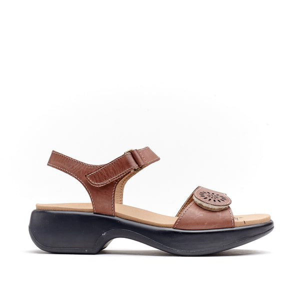 Dromedaris Dusty Adjustable Leather Sandal