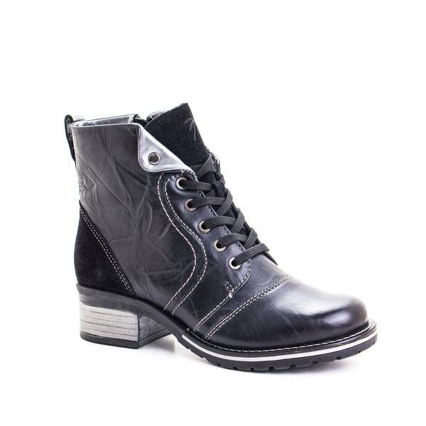 Dromedaris Karissa Scrunched Leather & Suede Boot