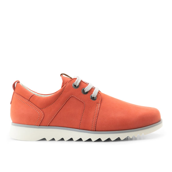 Dromedaris Nicky Lace-Up Leather Walking Shoe