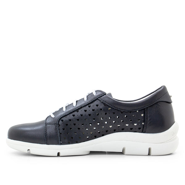Dromedaris Vivian Perforated Leather Lace-Up Shoe
