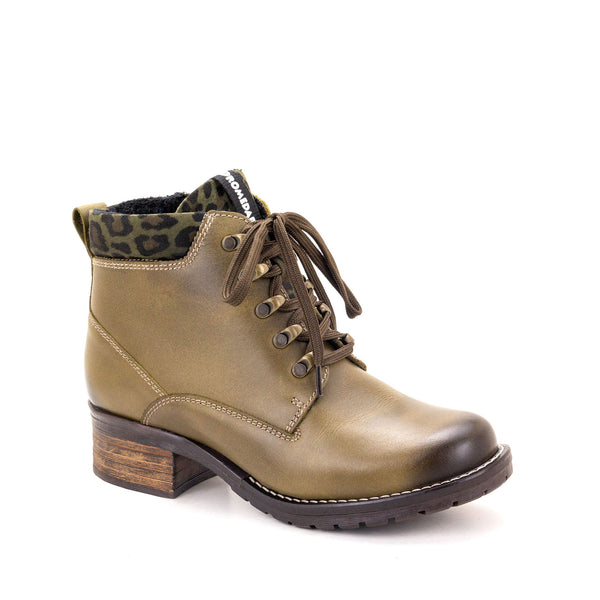 Dromedaris Karolina Metallic Leather Lace-Up Bootie