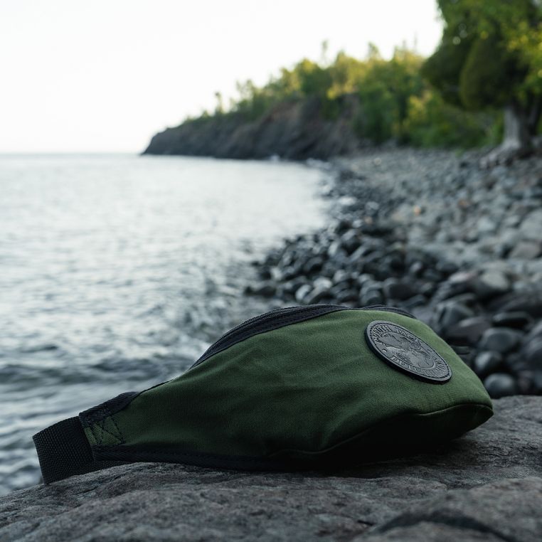 Duluth Pack SKU: B-176 Medium Fanny Pack