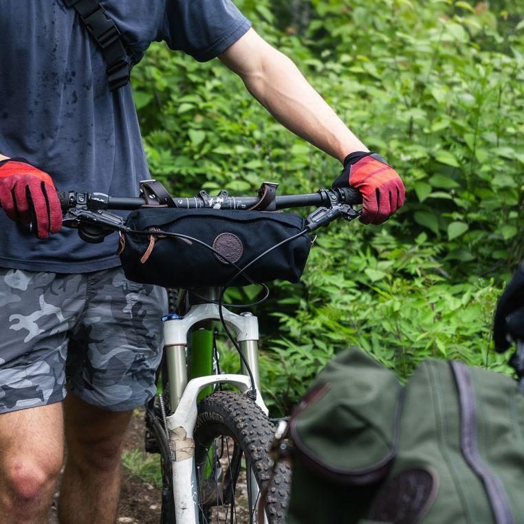 Duluth Pack SKU: Z-102 Candy Bar Bike Bag