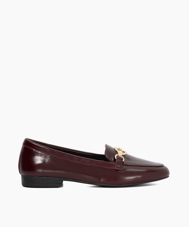 dune london Gladia - Burgundy Leather Chain Detail Loafers