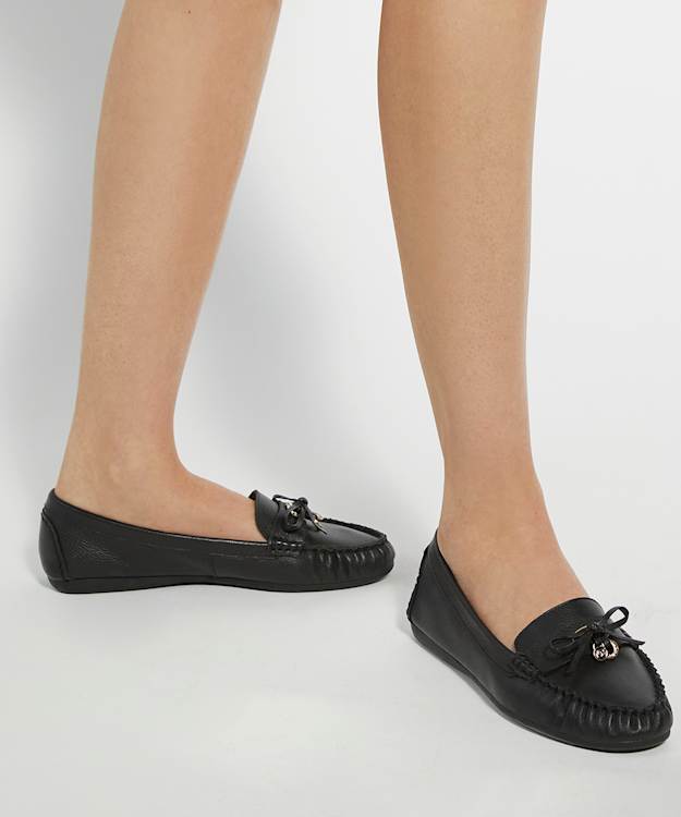 Dune London Grovers - Black Leather Moccasins With Bow Detail