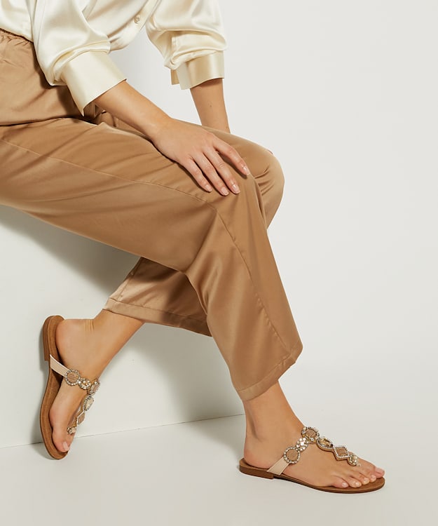 Dune London Louise - Ecru Jewel-Toe-Post Flat Sandals