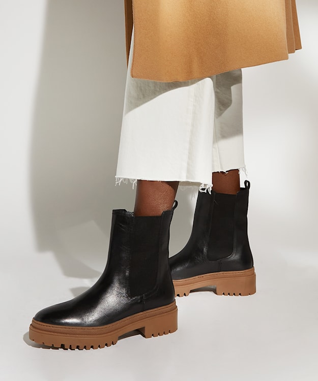 Dune London Pave - Black Leather Tractor-Sole Chelsea Boots