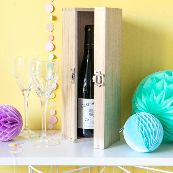 Dust And Things Couples Name And Date Personalised Engraved Wine Box (BOTTLE NOT INCLUDED)