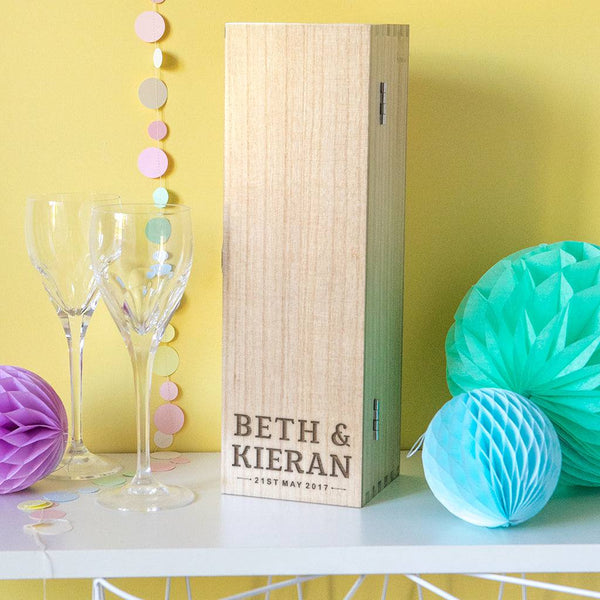 dust and things Couples Name And Date Personalised Engraved Wine Box (BOTTLE NOT INCLUDED)