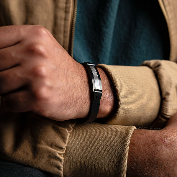 Duxot Vezeto Leather Bracelet Raven Black Meteorite