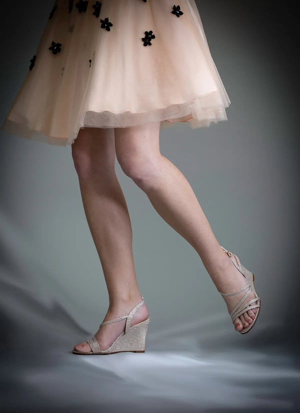 Dyeables Phyllis Champagne Shimmer Wedge Sandals Shoes