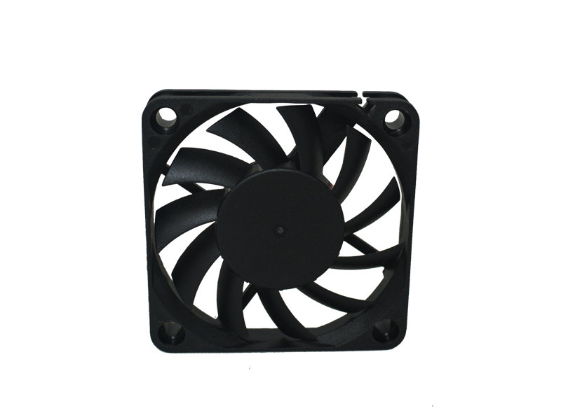 dynatron 60 x 60 x 10 mm DC Fan