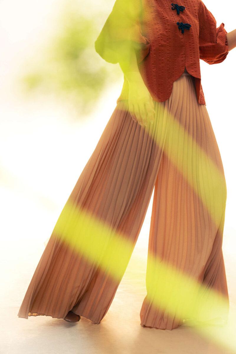 E Vee Hanako Pleats Pants
