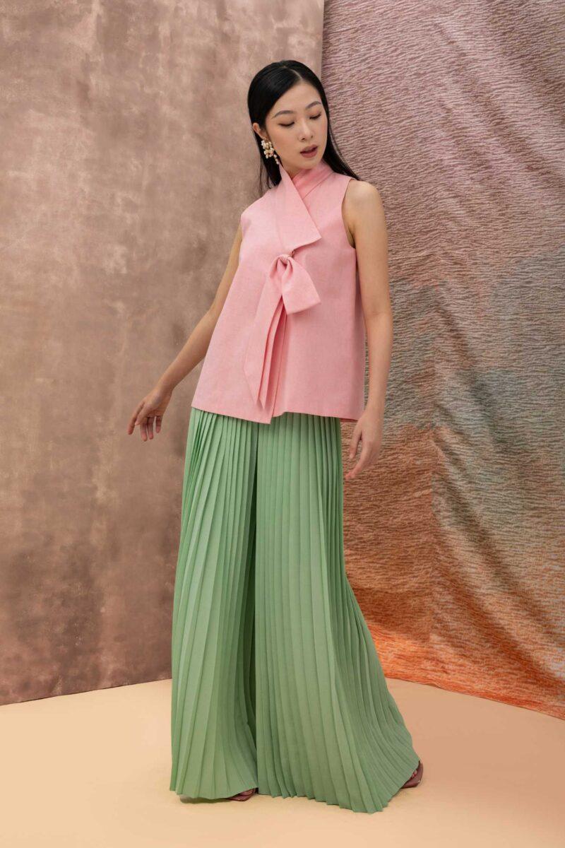 e vee Hanako Pleats Pants e vee Hanako Pleats Pants