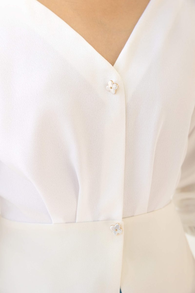 E Vee Hilarry Satin Top