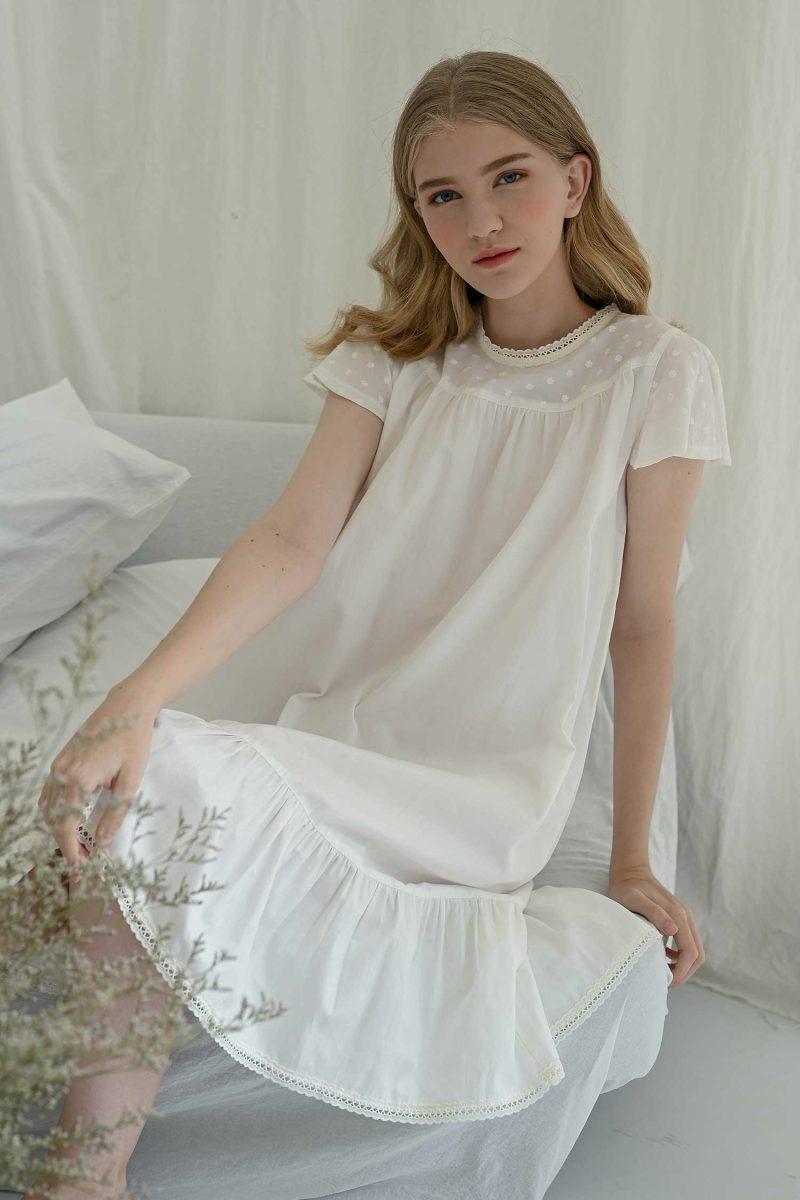 e vee Juliet Nightdress
