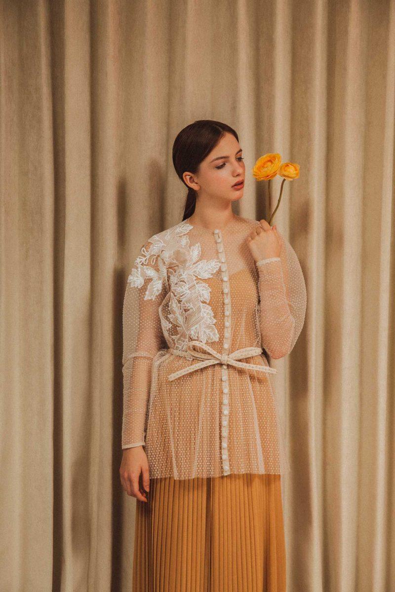 e vee Marigold Pleats