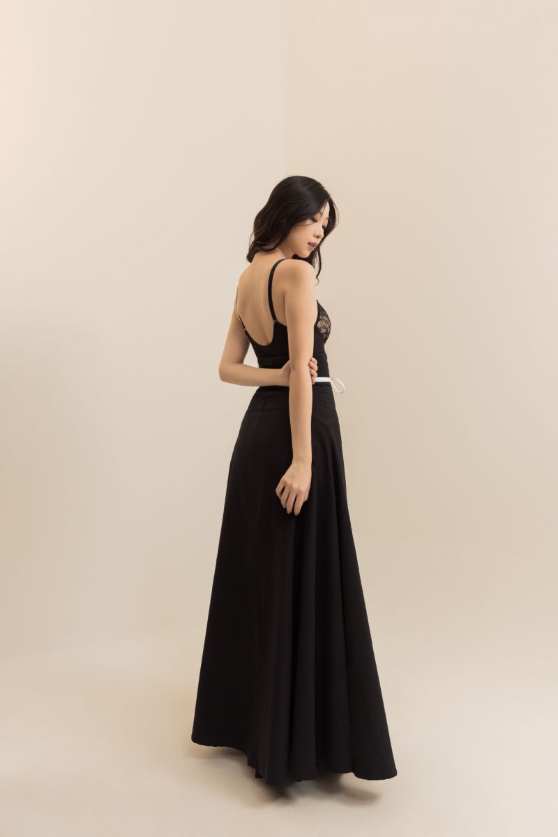 E Vee Serene High Waisted Skirt Black