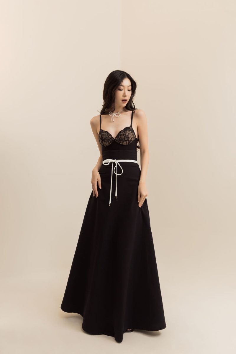 e vee Serene High Waisted Skirt Black