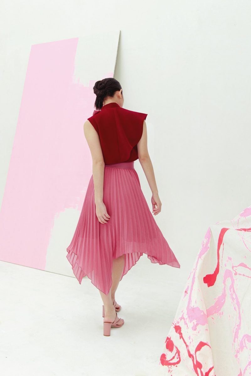 E Vee Sookie Flare Top & Pink Mauve Pleated Skirt