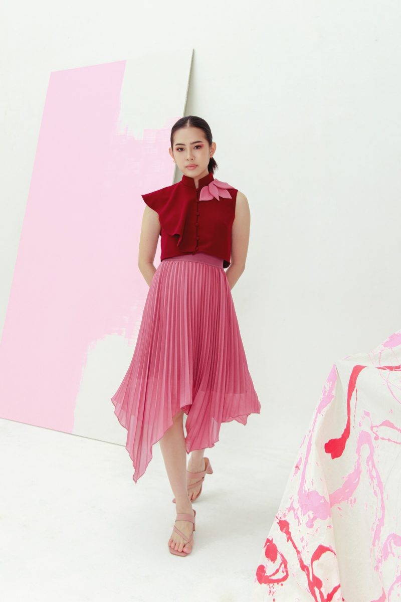 e vee Sookie flare top & Pink mauve pleated skirt