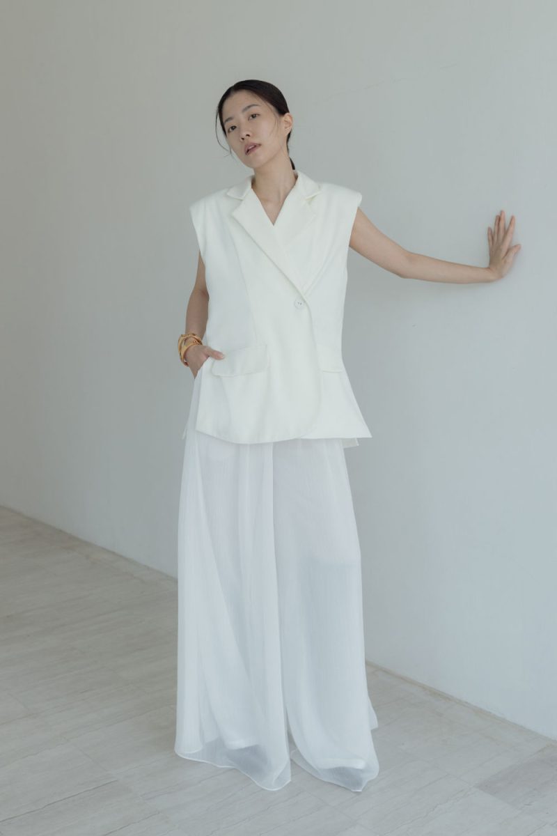 e vee Symon Oversized Vest