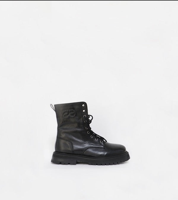 each other Army Boots 37