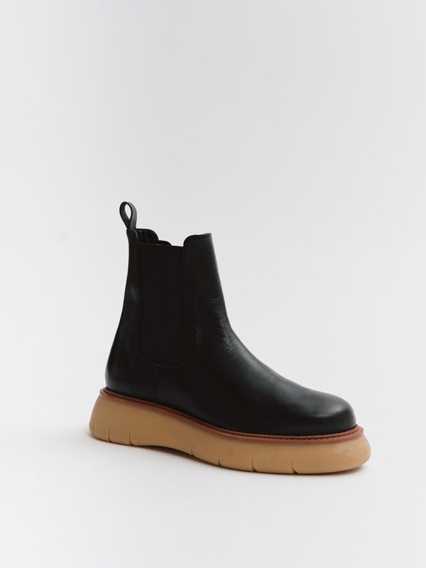 Each Other Chunky Round Chelsea Boots 37