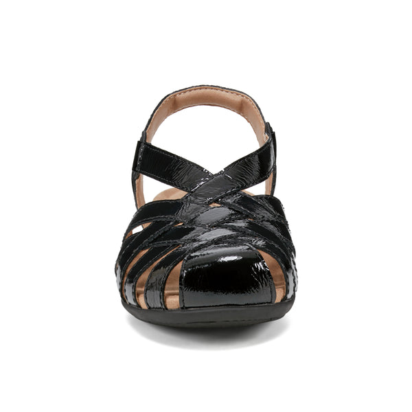 Earth Shoes Berri Woven Casual Round Toe Slip-on Sandals Black Patent