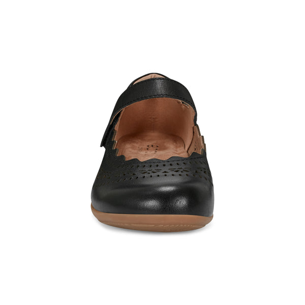 Earth Shoes Brady Round Toe Adjustable Strap Casual Flats Black