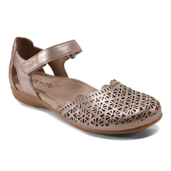 Earth Shoes Bronnie Casual Slip-On Perforated Sandals Gold