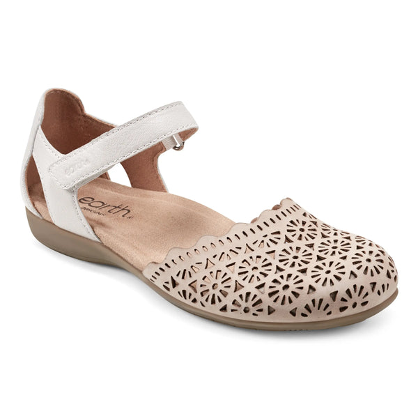 Earth Shoes Bronnie Casual Slip-On Perforated Sandals Light Natural
