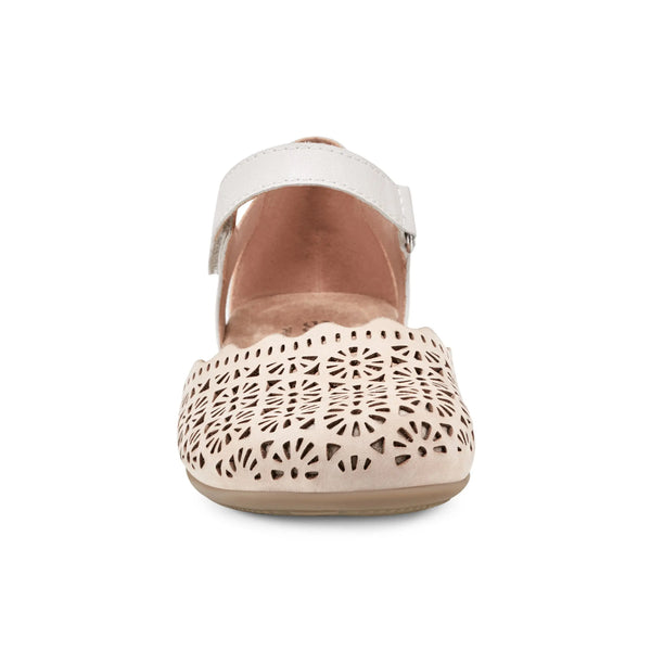 Earth Shoes Bronnie Casual Slip-On Perforated Sandals Light Natural