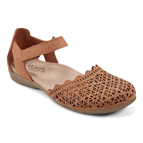 Earth Shoes Bronnie Casual Slip-On Perforated Sandals Medium Natural