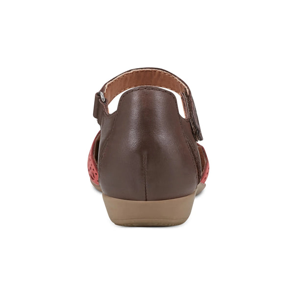 Earth Shoes Bronnie Casual Slip-On Perforated Sandals Medium Red