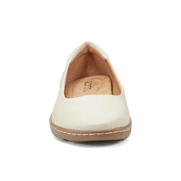 Earth Shoes Landen Round Toe Casual Flats Ivory