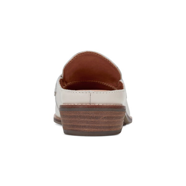 Earth Shoes Everett Casual Slip-on Round Toe Loafers Ivory