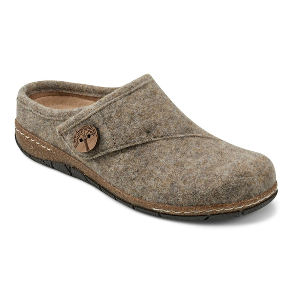 Earth Shoes Ezra Round Toe Casual Slip-on Flat Clogs Brown