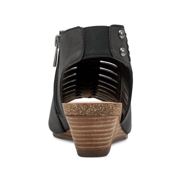 Earth Shoes Hana Round Toe Laser Cut Dress Sandals Black