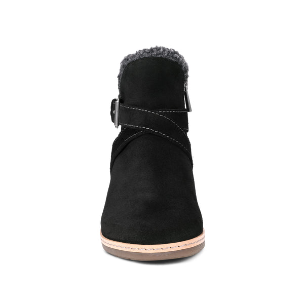 Earth Shoes Hutton Water Repellent Round Toe Casual Booties Black