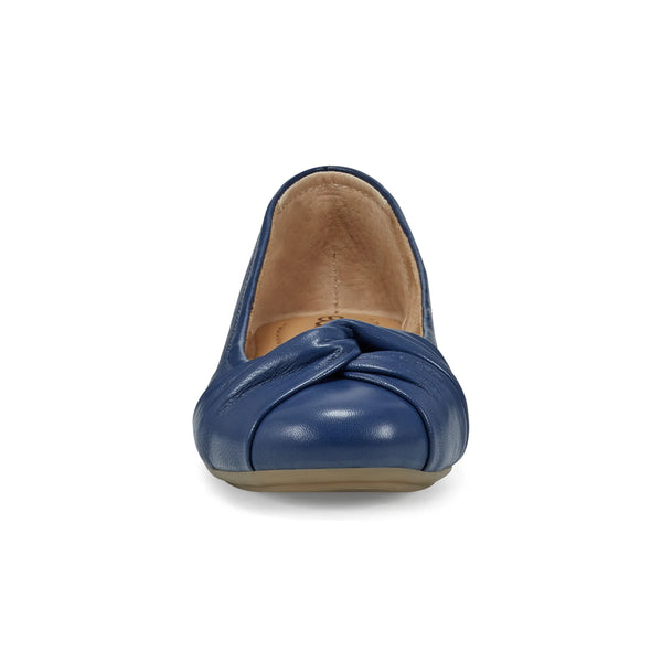 Earth Shoes Jacci Lightweight Round Toe Slip-on Dress Flats Dark Blue