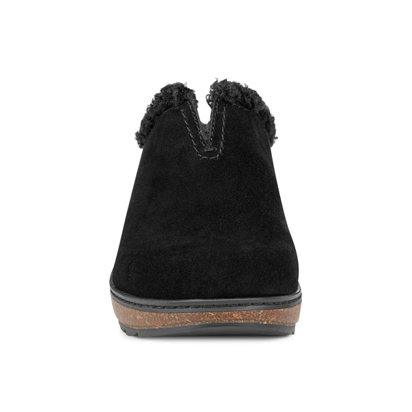 Earth Shoes Kolia Round Toe Slip-on Casual Clogs Black Suede