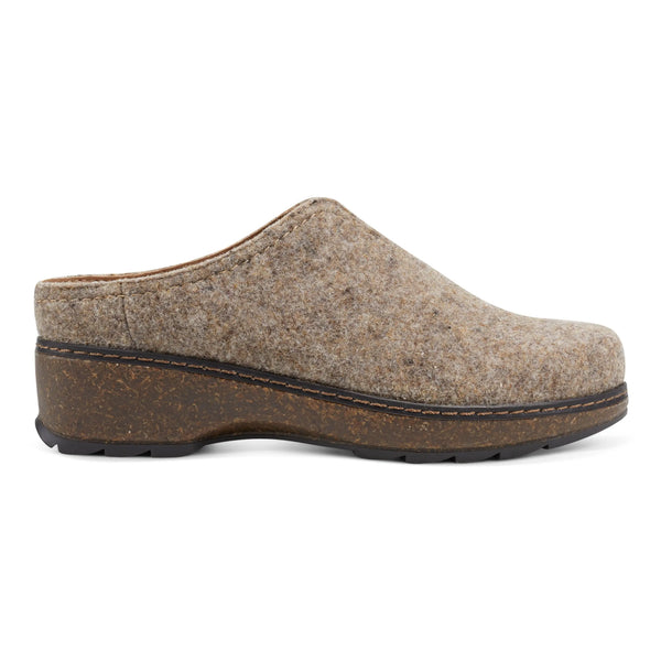 earth shoes Kolia Round Toe Slip-on Casual Clogs Brown