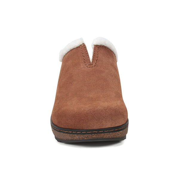 Earth Shoes Kolia Round Toe Slip-on Casual Clogs Medium Brown Suede