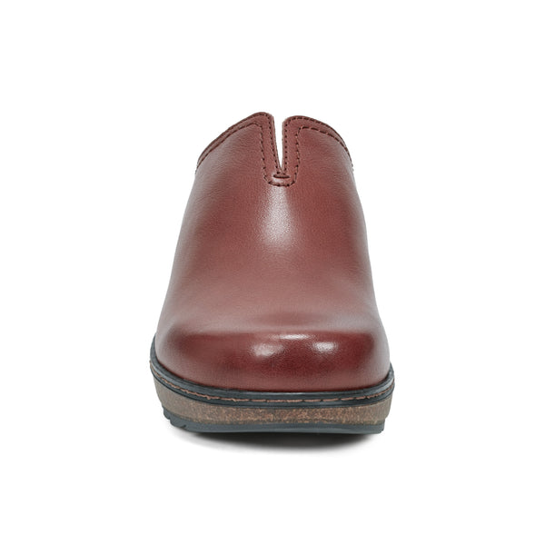 Earth Shoes Kolia Round Toe Slip-on Casual Clogs Medium Brown