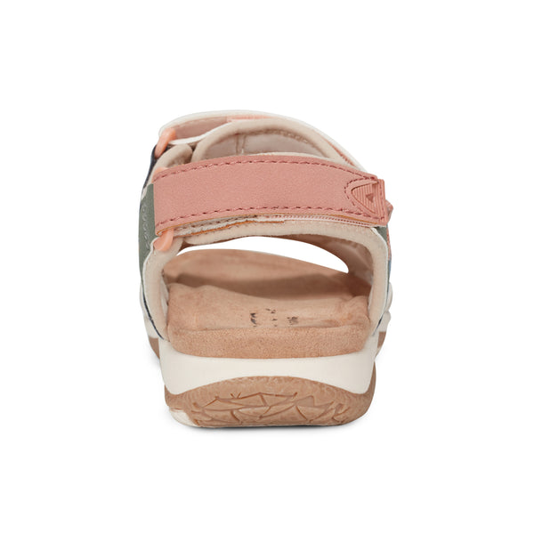 Earth Shoes Skylar Round Toe Lightweight Casual Flat Sandals Light Natural