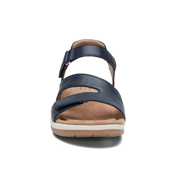 Earth Shoes Sureal Casual Strappy Round Toe Flat Sandals Dark Blue