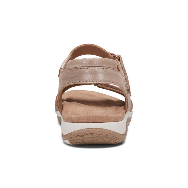 Earth Shoes Sureal Casual Strappy Round Toe Flat Sandals Gold