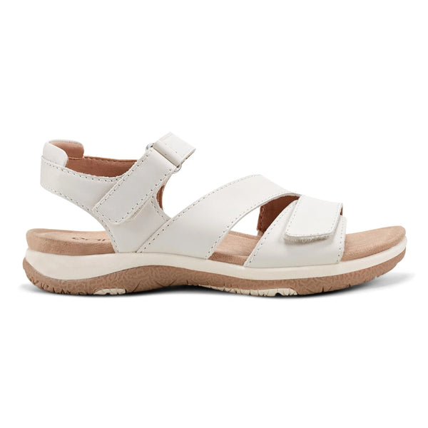 earth shoes Sureal Casual Strappy Round Toe Flat Sandals Ivory